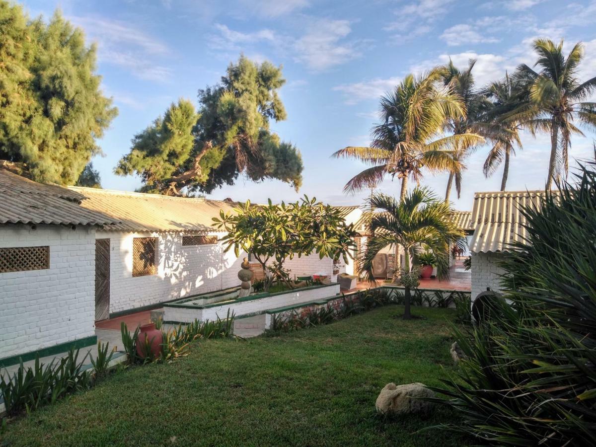 Punta Ballenas Mancora Lodge Exterior photo